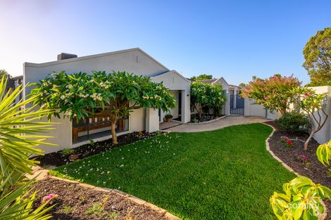 Property photo of 11 Bilya Gardens Leda WA 6170