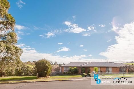 Property photo of 1 Elm Court Warragul VIC 3820
