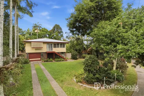 3 Carawatha Ave, Ferny Hills, QLD 4055