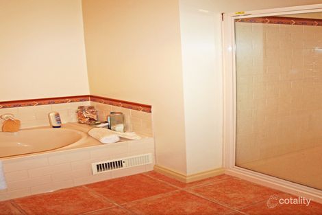 34 Margaret St, Warragul, VIC 3820