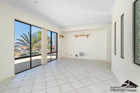 Property photo of 44 Ashton Close Mount Tarcoola WA 6530