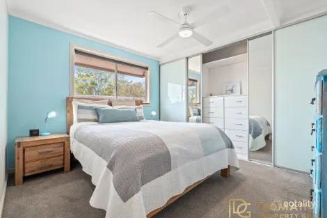 Property photo of 56 Kingsford Smith Drive Berkeley Vale NSW 2261