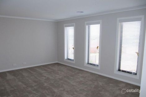 Property photo of 13 Grange Crescent Warragul VIC 3820