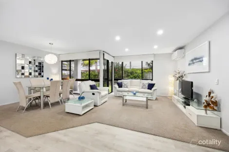 Property photo of 11 Yallanga Place Mooloolaba QLD 4557