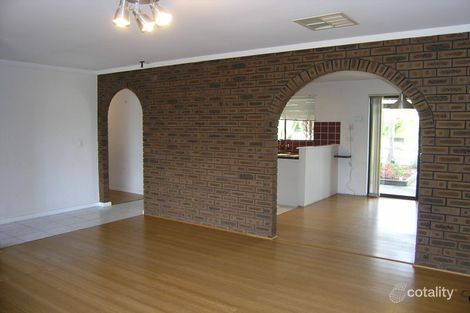 Property photo of 73 Lowanna Way Armadale WA 6112