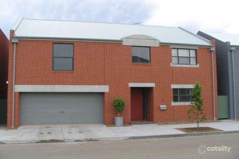 2 Anguilla Ct, Mawson Lakes, SA 5095