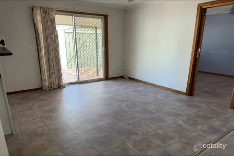 Property photo of 62 Axehead Road Roxby Downs SA 5725