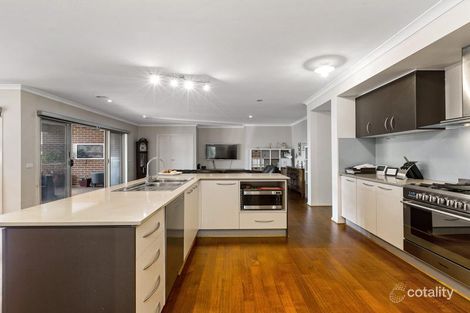 Property photo of 16 Niland Crescent Point Cook VIC 3030