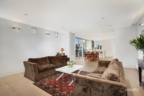 35 Hinton Lane, Prahran, VIC 3181