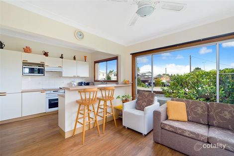 Property photo of 10 Spring Road North Curl Curl NSW 2099