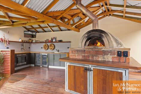 Property photo of 5 Laurel Place Jerrabomberra NSW 2619