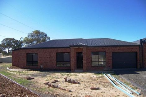 Property photo of 2/11 Caleb Close Golden Square VIC 3555