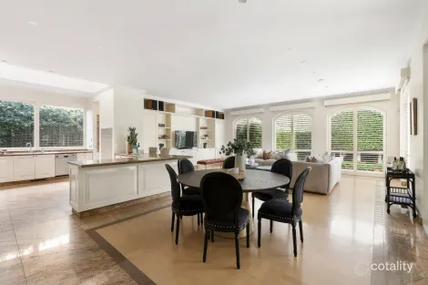Property photo of 159 Kooyong Road Toorak VIC 3142