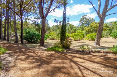 155 Railway Rd, Gooseberry Hill, WA 6076