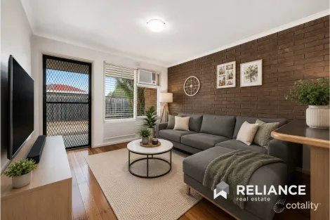 Property photo of 2/33 Baggott Drive Hoppers Crossing VIC 3029