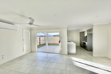 Property photo of 1/4 Claireview Street Logan Reserve QLD 4133