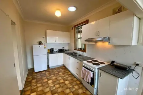 Property photo of 15 Fielders Street Seven Hills NSW 2147