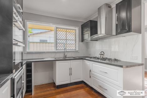 75 Waverley Rd, Coolbellup, WA 6163