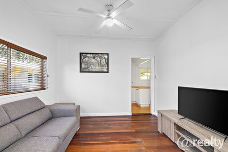 Property photo of 135 Henry Street Wynnum QLD 4178
