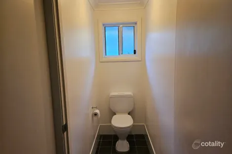Property photo of 25 Mountain Ash Place Worrigee NSW 2540