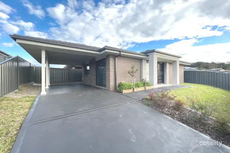 52 Melbourne Rd, Wadalba, NSW 2259