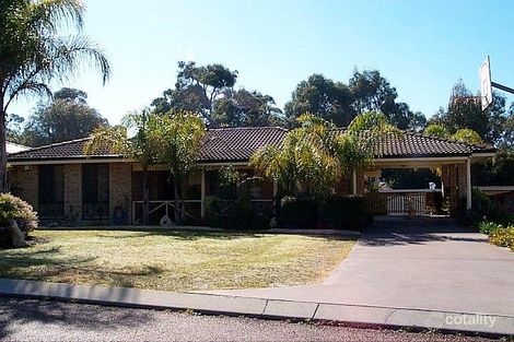 2 Lowry Ct, Collie, WA 6225