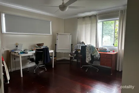 Property photo of 74 Muir Street Labrador QLD 4215