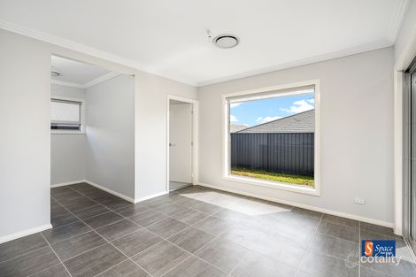Property photo of 6 Starke Street Spring Farm NSW 2570