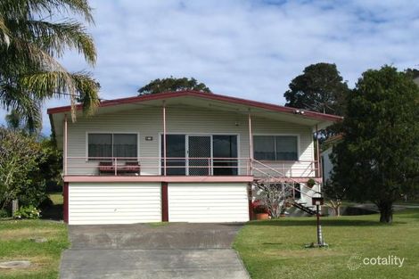 32 Dilkera Ave, Valentine, NSW 2280