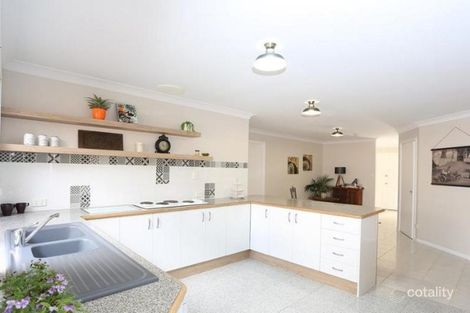 Property photo of 37 Captain Cook Close Arundel QLD 4214