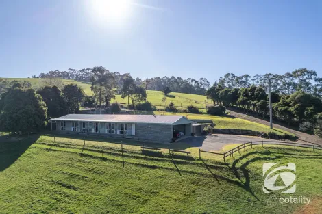65 Mount Shamrock Rd, Pakenham, VIC 3810