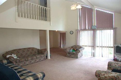 Property photo of 27 Tanbridge Way Warranwood VIC 3134