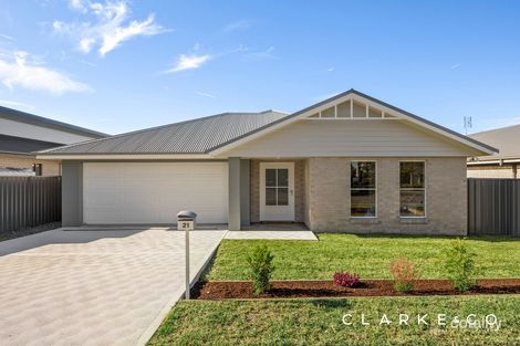 Property photo of 21 Waterworks Road Rutherford NSW 2320