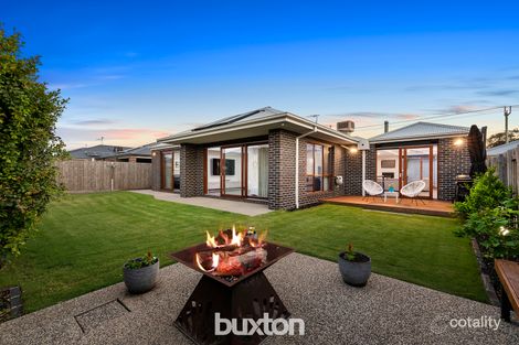 Property photo of 19 Pienza Way Leopold VIC 3224