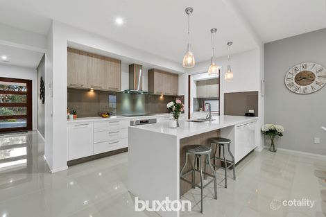 Property photo of 19 Pienza Way Leopold VIC 3224
