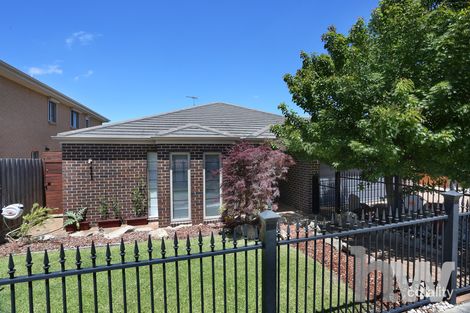 Property photo of 54 Blackheath Mews Waurn Ponds VIC 3216