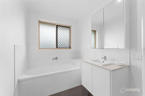 Property photo of 40 Expedition Drive North Lakes QLD 4509