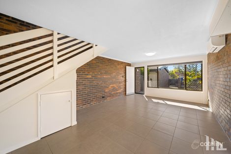 Property photo of 1/16 Skew Street Sherwood QLD 4075