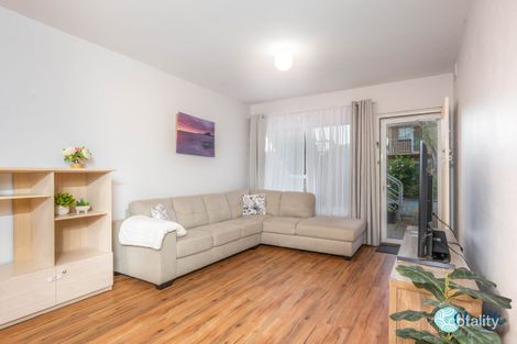 Property photo of 2/93 Gloucester Crescent Shoalwater WA 6169