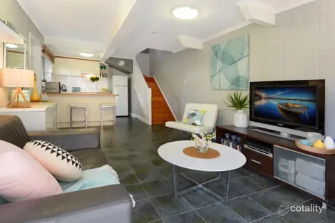 Property photo of 1/5 Garnet Street Clayfield QLD 4011