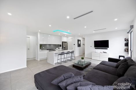 Property photo of 33 Riceflower Rise Wallan VIC 3756