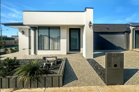 21 Serenade St, Donnybrook, VIC 3064