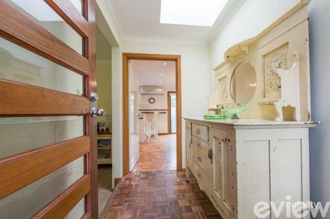 Property photo of 30 Jinchilla Avenue Frankston South VIC 3199
