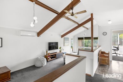 Property photo of 10 Cuming Place Sunbury VIC 3429