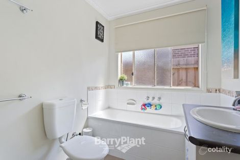 Property photo of 4 David Street Pakenham VIC 3810