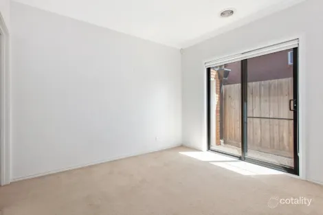 Property photo of 3/33 Bletchley Road Hughesdale VIC 3166