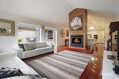Property photo of 15 Blamey Street Bentleigh East VIC 3165