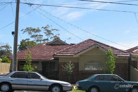 5a Oshannassy St, Essendon North, VIC 3041