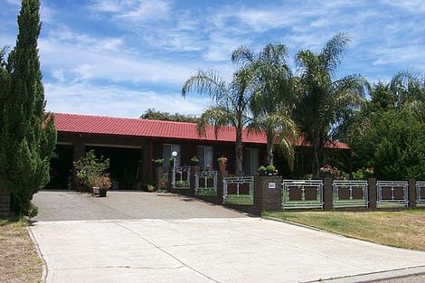 27 Mckean Way, Parmelia, WA 6167