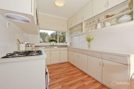 Property photo of 11 Raoul Place Lyons ACT 2606